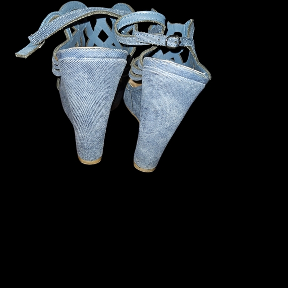 Dollhouse Jean like Sandal Wedges - Picture 9 of 9